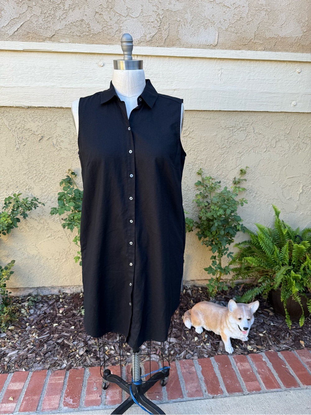 Saks Fifth Avenue Black Sleeveless High-Low Shirt Dress